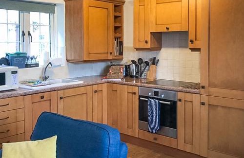 Axminster House | Boxkite - Uk50127