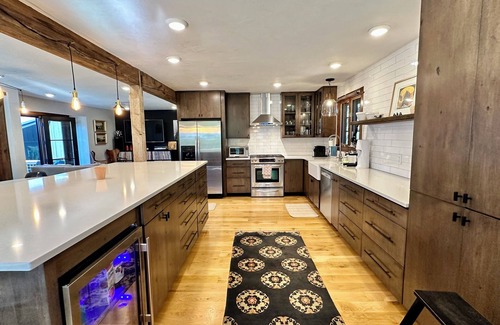 Bozeman House | Bozeman Getaway with Hot Tub, Gym, Game Rm, Office By Bridger Bowl, Big Sky, YNP