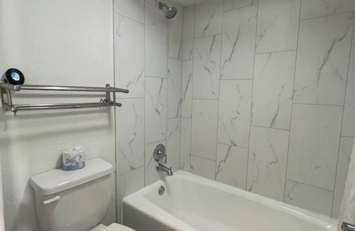 Greater Heights Hotel | Bposhtels Houston