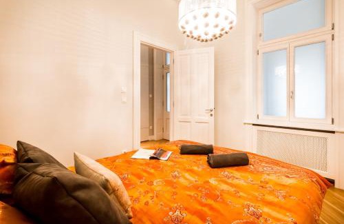 Terezvaros Apartment | BpR Opera Lux Treasure