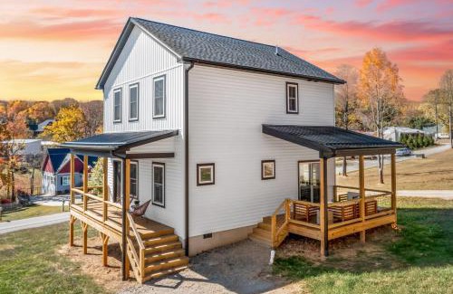Asheville House | Bradford by AvantStay 10 Minutes to Downtown