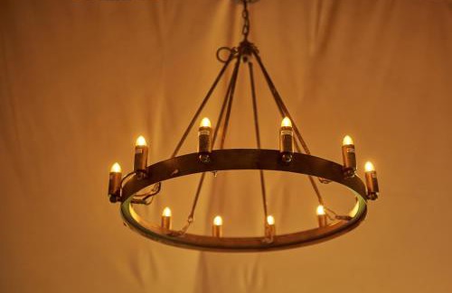 Glastonbury House | Braeburn Lodge