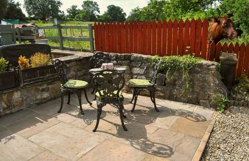 Fearby Cottage | Bramblewick Cottage - Near Masham - 2-bed cottage with log-burner (Dog-friendly)