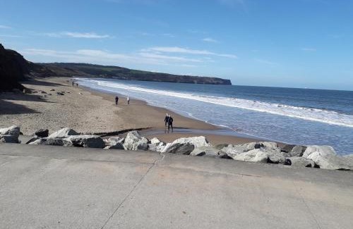 West Cliff Bed & Breakfast | Bramblewick