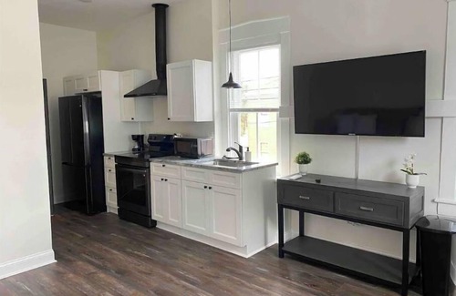 Lancaster Apartment | Brand New 1 Bedroom Apt w/Off Street Parking 4