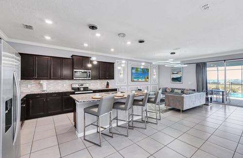 Davenport Villa | Brand New 10BR at Windsor Island/Pool/Spa/Firework View