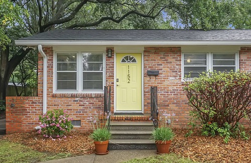 North Charleston House | Brand New! 15 mins from historic downtown and 20 mins from the beach!