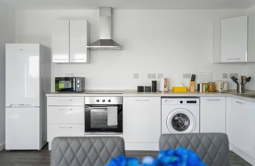 Luton Apartment | Brand New 2 Bed, 2 Bath Apartment in Luton 42