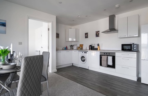 Luton Apartment | Brand New 2 Bed, 2 Bath Apartment in Luton 45