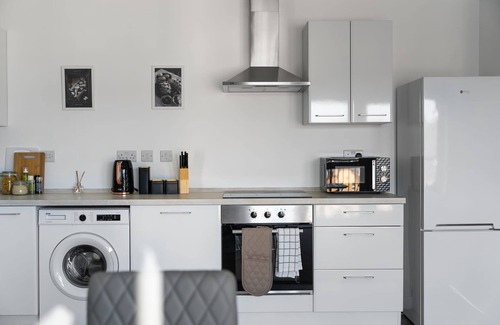 Luton Apartment | Brand New 2 Bed, 2 Bath Apartment in Luton 45