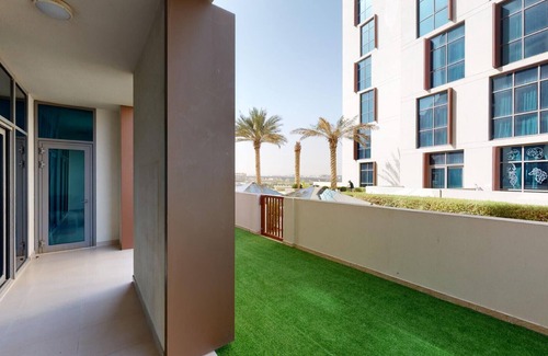Jadaf Apartment | Brand New 2BR Apartment in Dubai Wharf 2