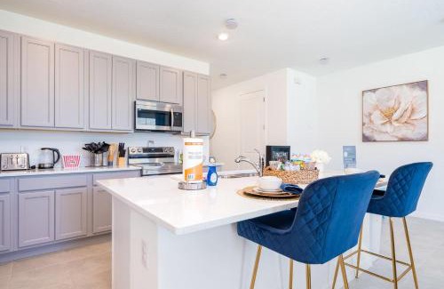 Davenport House | Brand New 3 BDR Resort Home Packed with Amenities