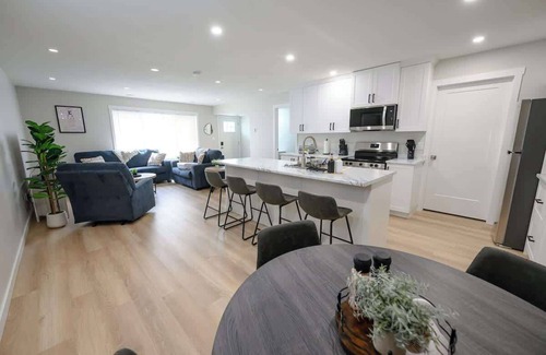 Grande Prairie House | Brand New | 3 Br | Stylish Stay | Stocked Kitchen