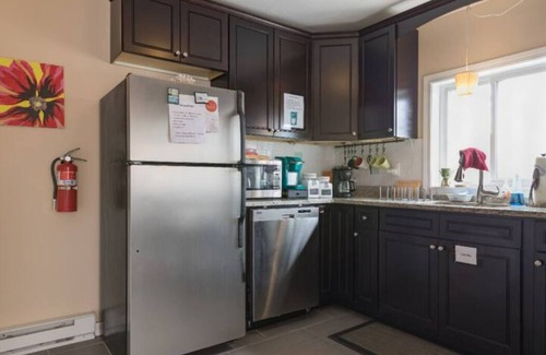 East Somerville Apartment | Brand New 3bd & 2ba Home Perfect for Access to Central Boston and Cambridge