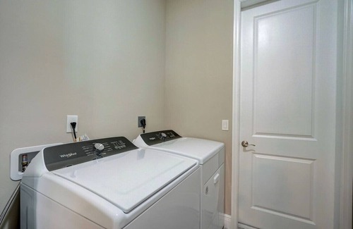 Burnt Store Apartment | Brand New 5 Bedroom Heated Pool Home with 6 Beds