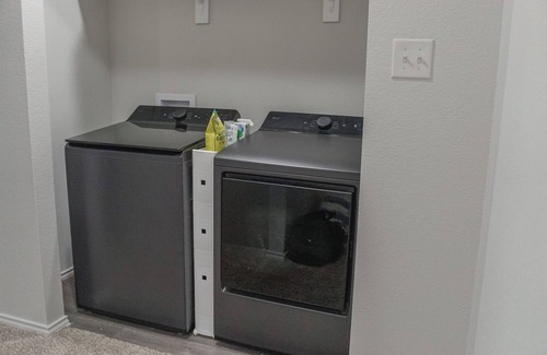 Tolar House | Brand New: 5bd, 3ba Oasis in Tolar - Cowboy Pool, Dog-Friendly, Playground