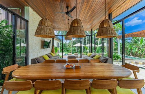 Pejeng Kawan Villa | Brand NEW 6BR Villa Amazing VIEWS