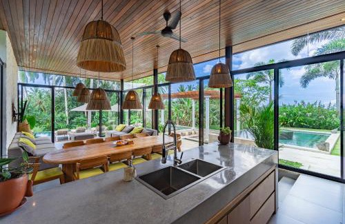 Pejeng Kawan Villa | Brand NEW 6BR Villa Amazing VIEWS