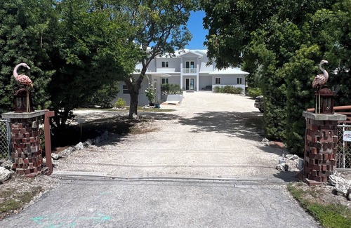 Islamorada House | BRAND NEW Bayfront Home - Pool/Sandy Beach - private and elegant - Islamorada