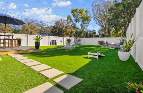 Arlington House | Brand New beautiful house with a luxury backyard