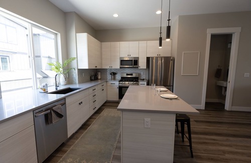 Lamar Heights Area House | Brand New Build, 3BR/3.5BA Minutes From Downtown!
