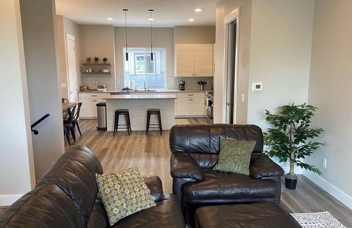 Lamar Heights Area House | Brand New Build, 3BR/3.5BA Minutes From Downtown!