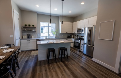 Lamar Heights Area House | Brand New Build, 3BR/3.5BA Minutes From Downtown!