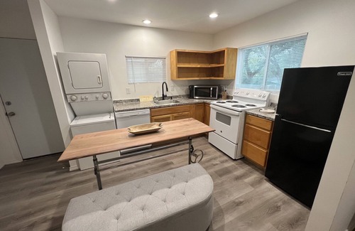 Yacht Harbor Cabin | Brand New Cabin With Hot Tub