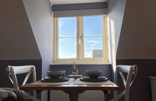 Witney Apartment | Brand new coach house 10 minutes from Blenheim Palace Woodstock