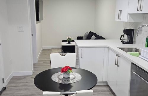 Southwest Edmonton Apartment | Brand new, cozy basement suite in serene SW Edmonton with free wifi and netflix