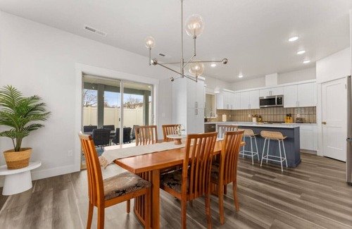 Meridian House | Brand New Custom home