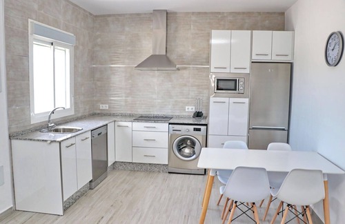 Conil de la Frontera Ski Chalet | Brand new holiday home with private pool