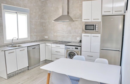 Conil de la Frontera Ski Chalet | Brand new holiday home with private pool