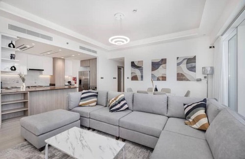 Jumeirah Lake Towers Apartment | Brand New Flat in Dubai