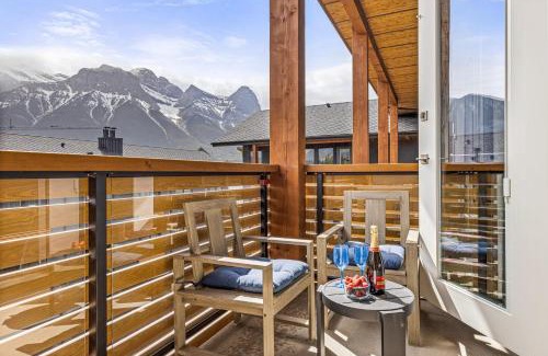 Canmore House | BRAND NEW - Gorgeous Spring Creek Penthouse