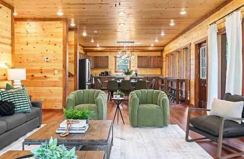 Sevierville Cabin | Brand New Greenleaf Lodge ~Indoor Pool ~ Hot Tub