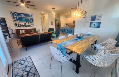 Naples House | Brand New Home☆ Treetop Sunsets~ Private Pool~Group Trip!