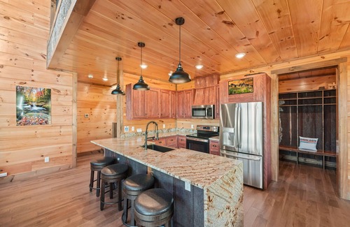 Gatlinburg - Pigeon Forge Cabin | Brand new INSANE cabin just built - You won't believe the amenities.