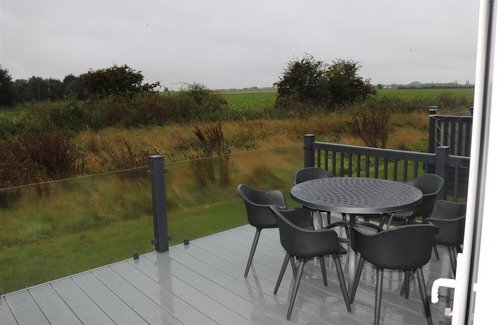 Tattershall House | Brand-new Luxury Lodge with Hot Tub (no pets) - 3 bedrooms - 2 bathrooms