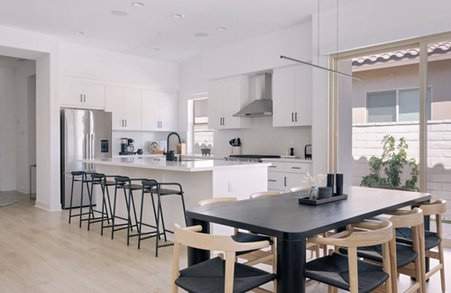 La Quinta House | Brand new modern home with pool near festivals and events! In Signature PGA West