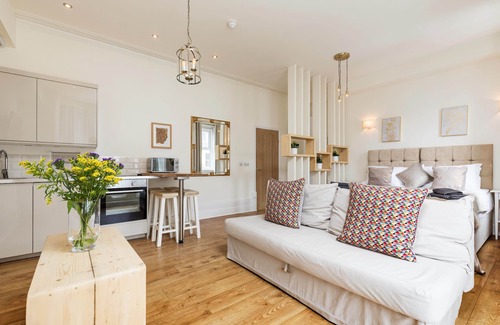 Southsea Apartment | Brand New Open Plan 1 Bedroom Holiday Suite