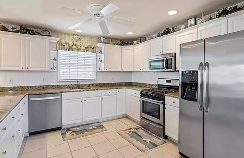 North Beach Haven House | BRAND NEW Pool for 2025 ~ Island Bliss 5BR 3BA Luxury Bayside Beauty ~ Sleeps 12