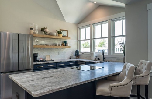 Downtown Apartment | Brand New - Southpark Abode