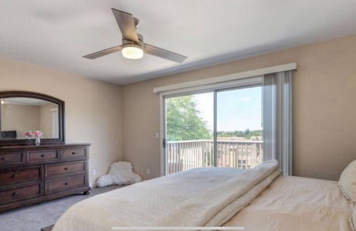 Rocklin House | Brand new Spacious 5-bedroom home with all the bells and whistles to die for....