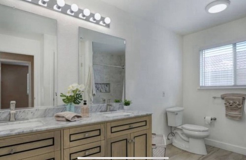 Rocklin House | Brand new Spacious 5-bedroom home with all the bells and whistles to die for....
