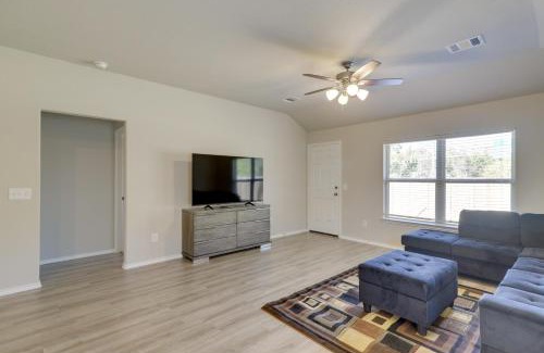 Spring House | Brand New Spring Home Less Than 1 Mi to Old Town!