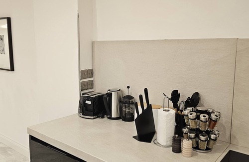 Chelsea House | Brand New- Stay in Style Luxury House, Chelsea