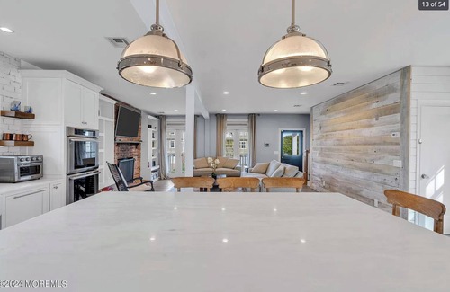 Rumson House | BRAND NEW Stunning Sea Bright 4/4 Home By Beach - Huge Deck! Professionally Run!