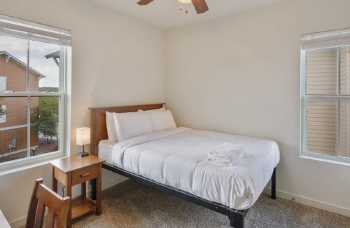 San Marcos House | Brand New to Market 6BD Weekend Getaway