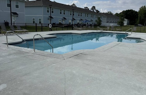 Pine Forest House | Brand new townhouse development in a quiet area wit a community pool.